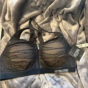 Victoria’s Secret knockout sports bra
